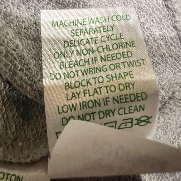 Lilly Pulitzer Gray Captain Popover with Blue Accents - Picture 5 of 6